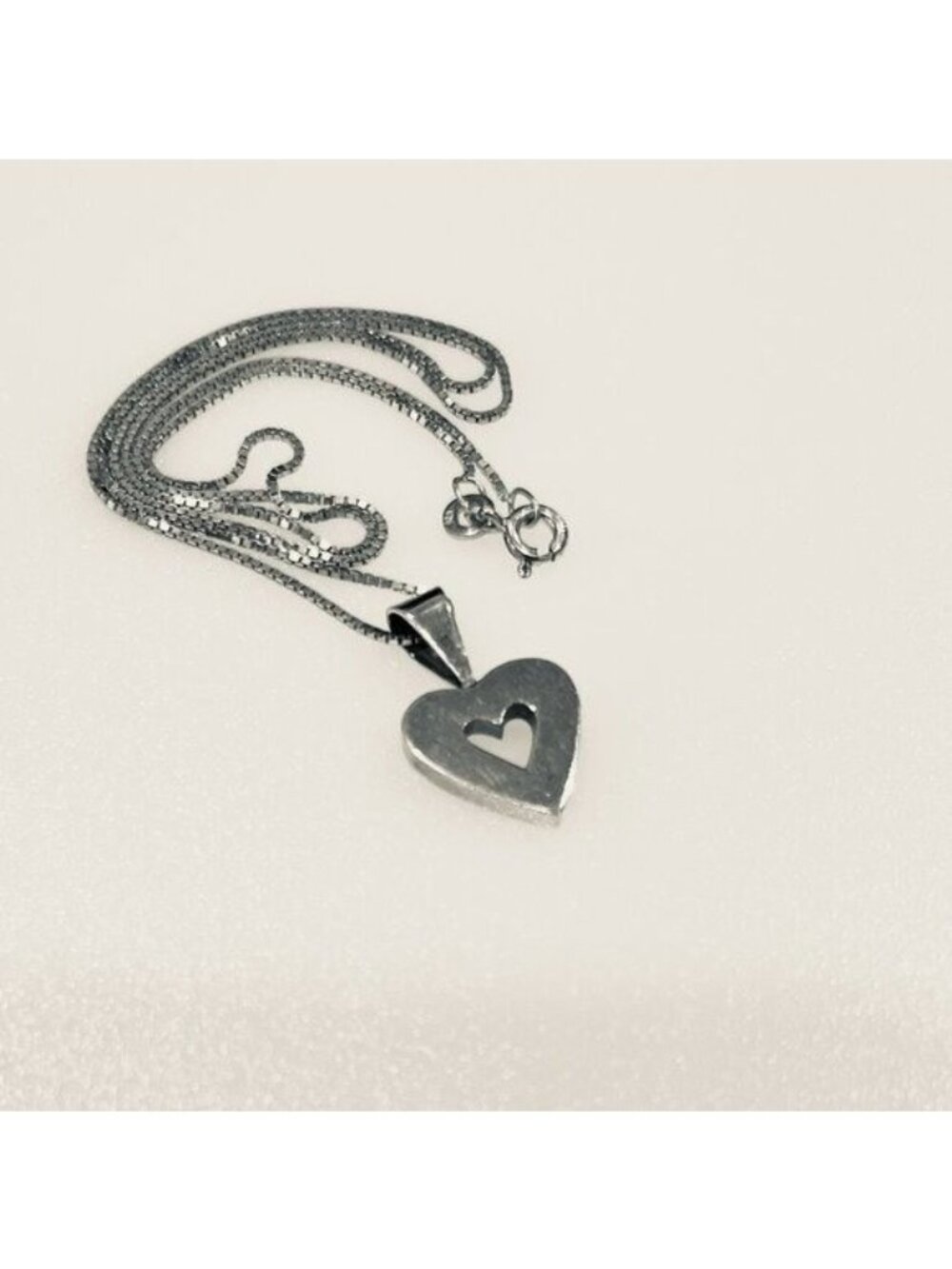 925 Sterling Silver Heart Necklace Cutout Heart Pendant on Sterling Box Chain - Picture 3 of 11